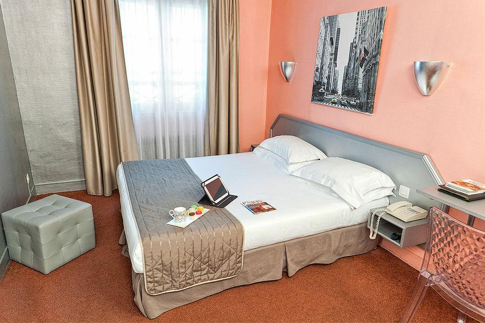 Jean Gabriel Montmartre Hotel Parigi
